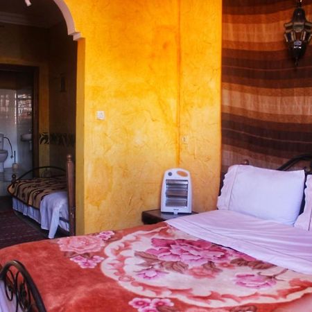 Auberge Et Hotel Les Amis Tafraout Kültér fotó
