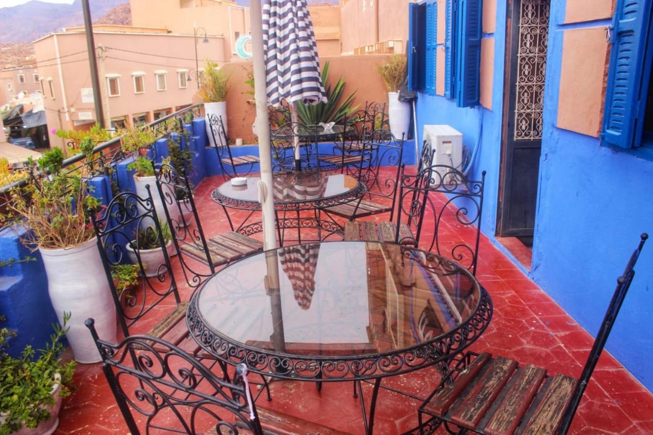 Auberge Et Hotel Les Amis Tafraout Kültér fotó